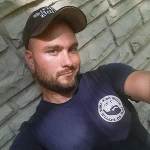 Meet your Posher, Bryan